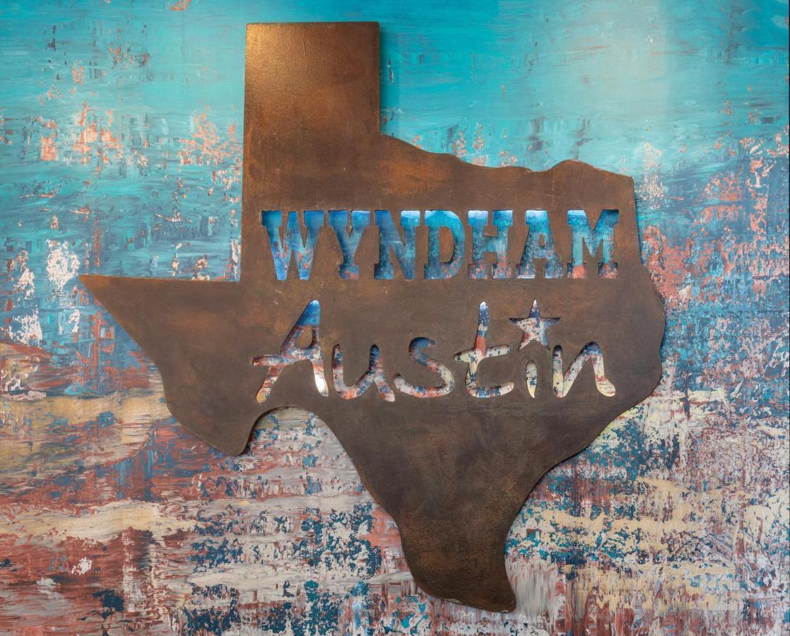 Club Wyndham Austin Hotel Exterior photo